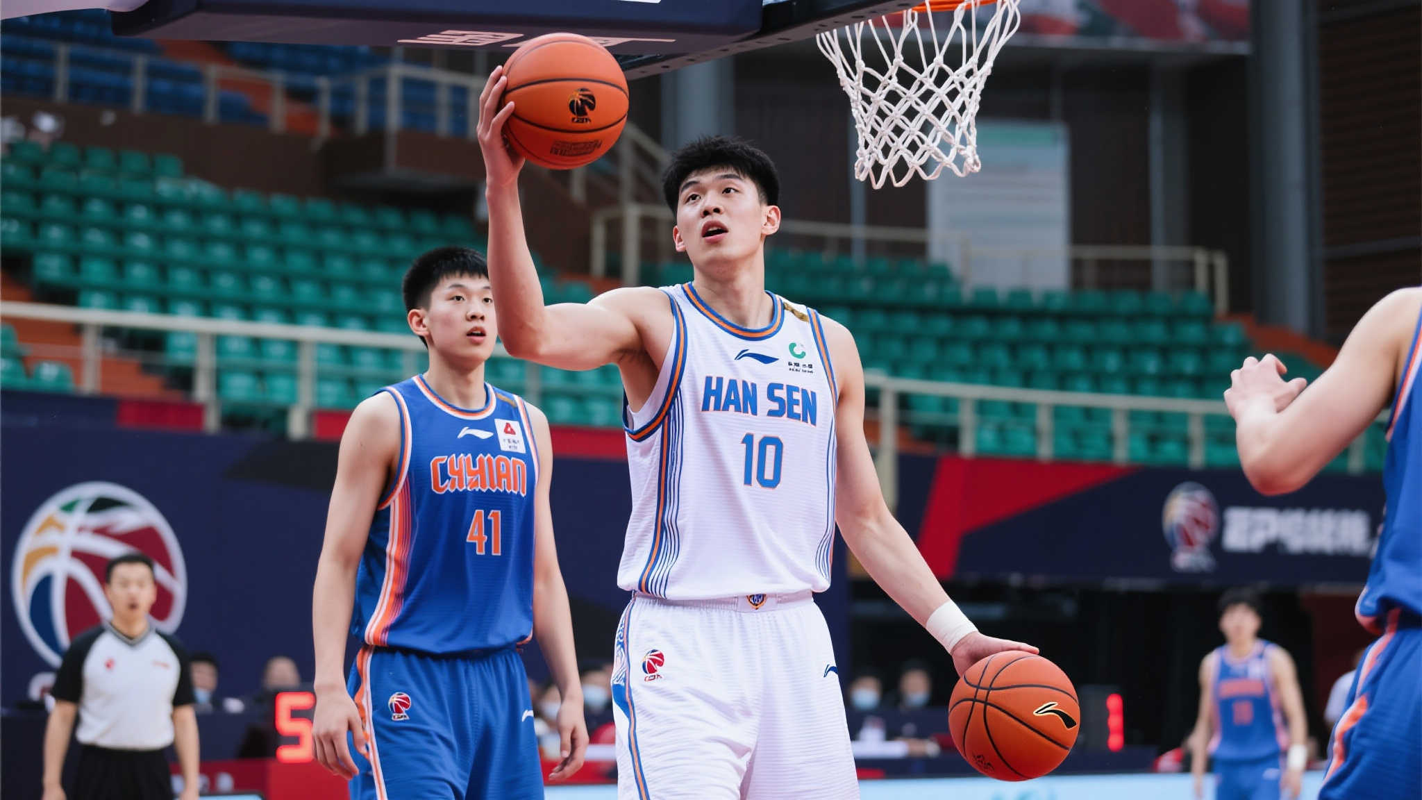 統中脫穎而 統中脫穎而